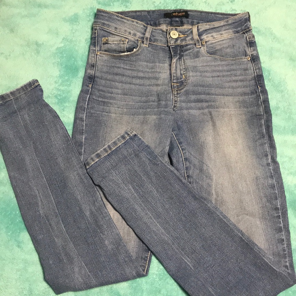 🌺 High waisted skinny jeans